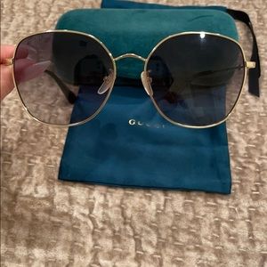 Gucci Round Sunglasses
